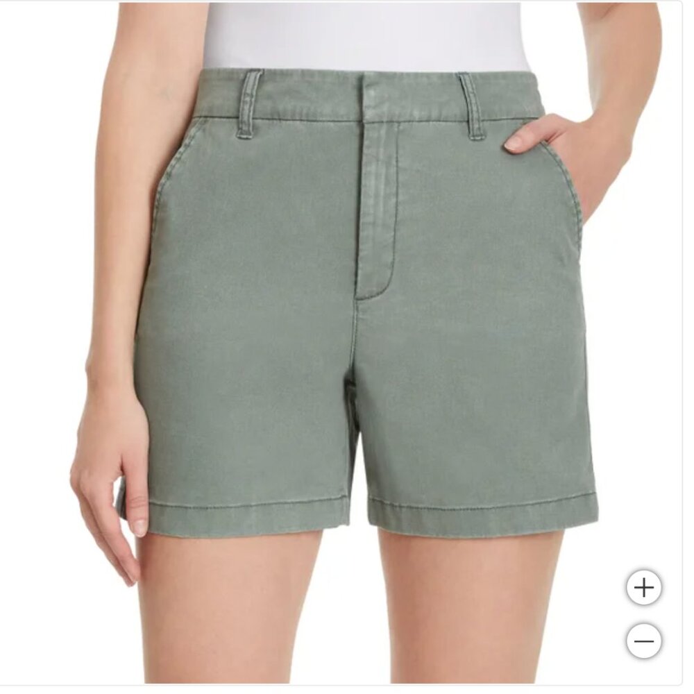 Gloria Vanderbilt Women's Chino Shorts Green 6 - Picture 1 of 3